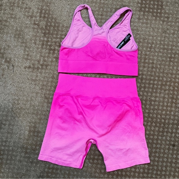 Victoria’s Secret PINK Matching Set Shorts & Bra Pink Ombré size M Biker - Picture 9 of 13